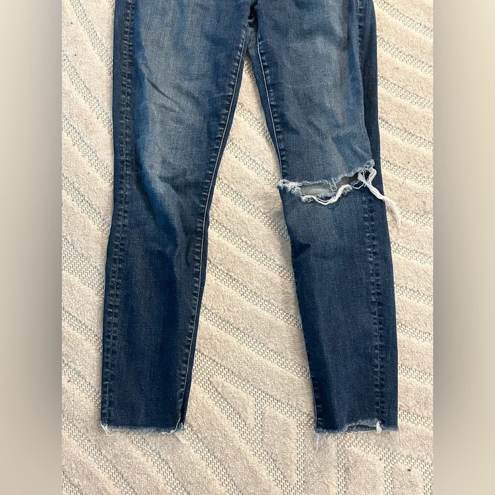 MOTHER High Waisted Looker Ankle Fray in Close To The Edge - Size 26 - Picture 4 of 12